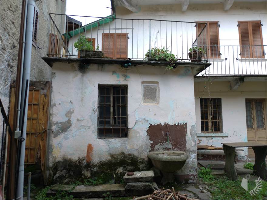 Esterno